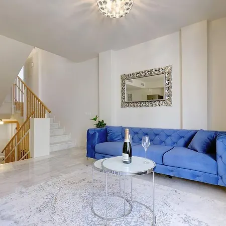 Stunning Modern Townhouse In Riviera Del Sol Appartement *