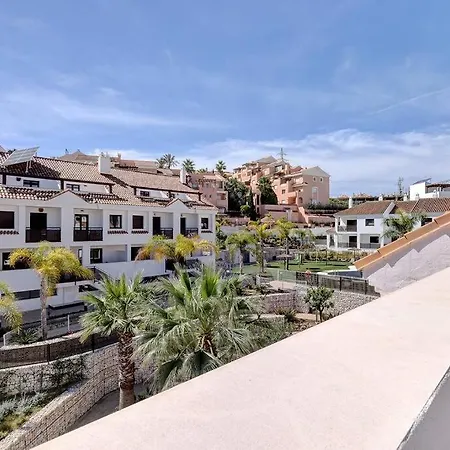 Appartement Stunning Modern Townhouse In Riviera Del Sol Málaga